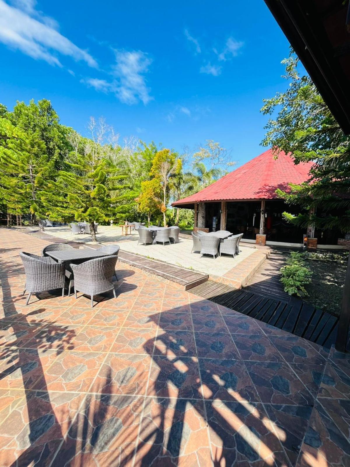 Kasuari Valley Beach Resort โซรง ภายนอก รูปภาพ