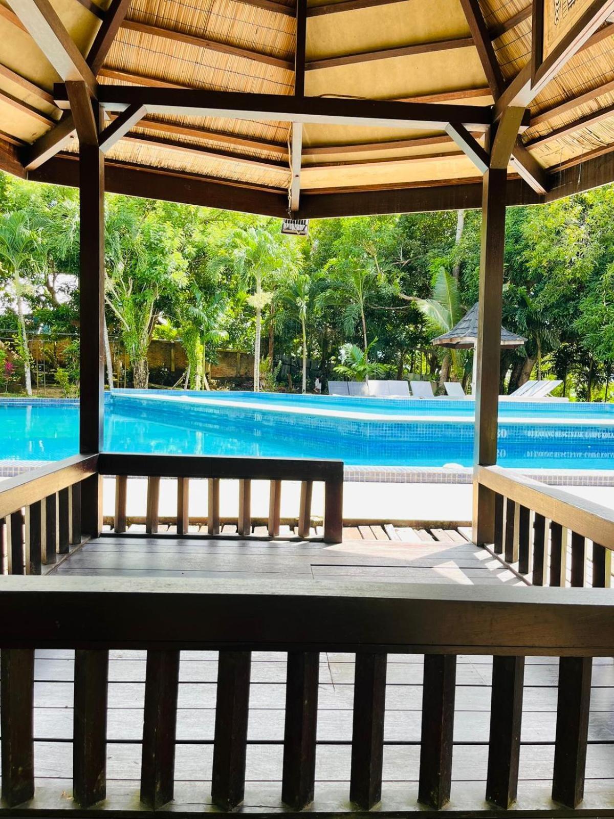 Kasuari Valley Beach Resort โซรง ภายนอก รูปภาพ