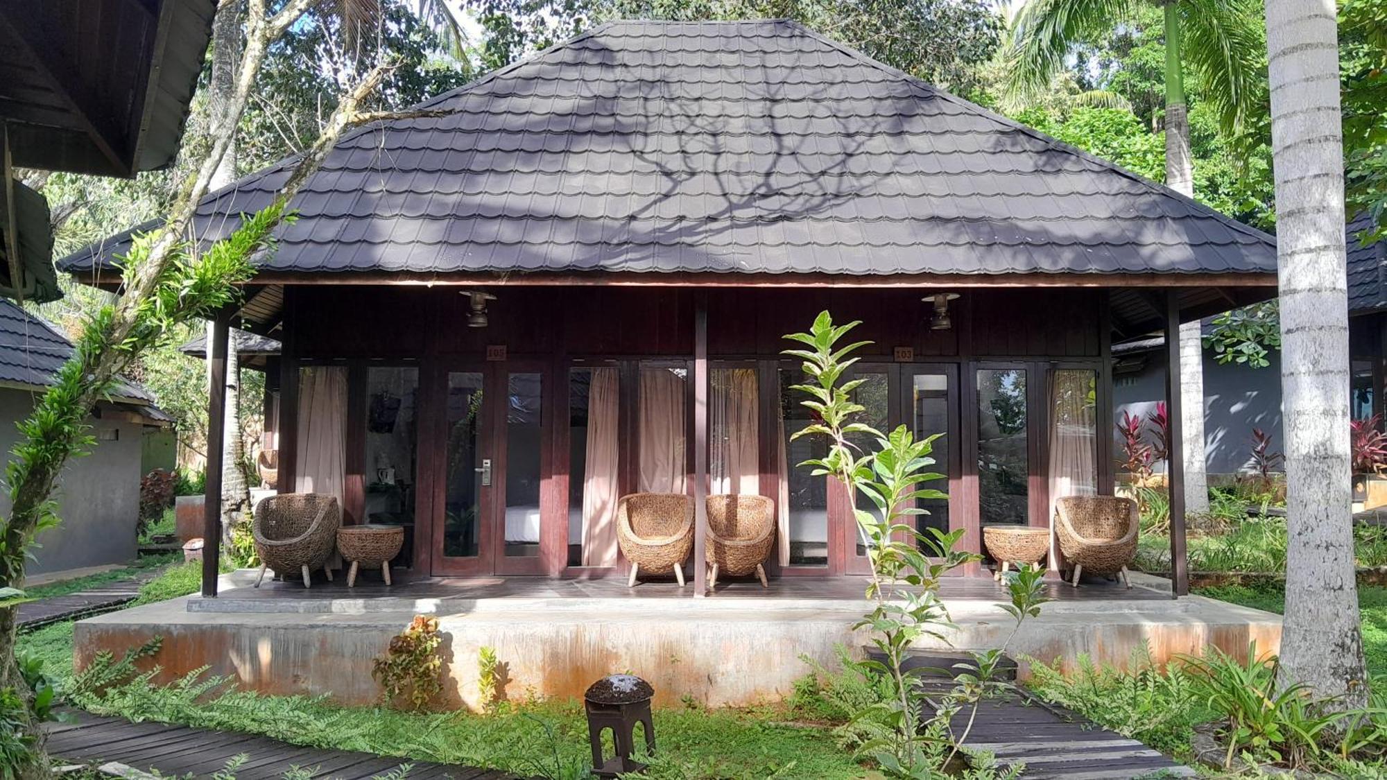 Kasuari Valley Beach Resort โซรง ภายนอก รูปภาพ